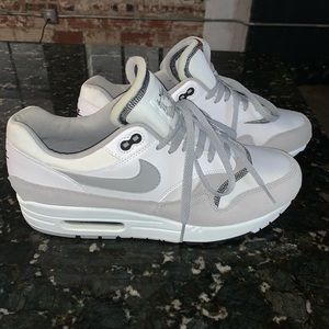 Men’s Air Max 1’s Brand New